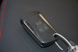 2015款吉利GX7运动版2.0L自动尊贵型