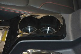2015款吉利GX7运动版2.0L自动尊贵型