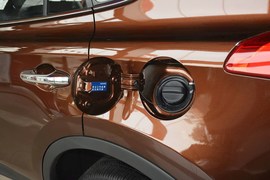 2015款丰田RAV4