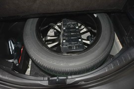 2015款丰田RAV4