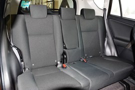 2015款丰田RAV4