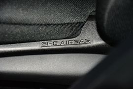 2015款丰田RAV4