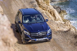 2016款奔驰GLE官图解析