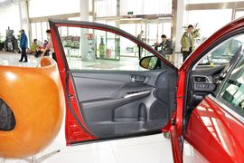 2015款丰田凯美瑞2.0S凌动版