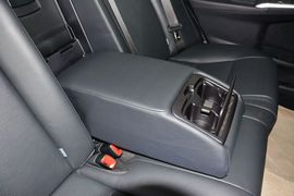 2015款丰田凯美瑞2.0S凌动版