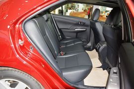 2015款丰田凯美瑞2.0S凌动版