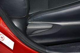 2015款丰田凯美瑞2.0S凌动版