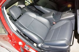 2015款丰田凯美瑞2.0S凌动版