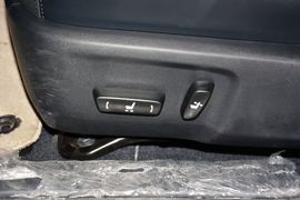 2015款丰田凯美瑞2.0S凌动版