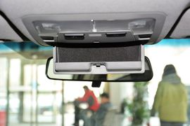 2015款丰田凯美瑞2.0S凌动版