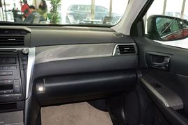 2015款丰田凯美瑞2.0S凌动版