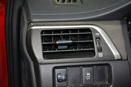 2015款丰田凯美瑞2.0S凌动版