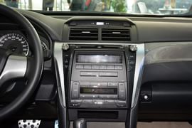 2015款丰田凯美瑞2.0S凌动版