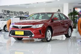 2015款丰田凯美瑞2.0S凌动版