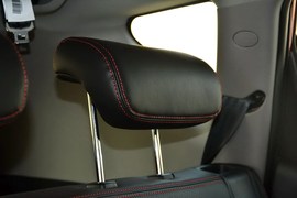 2015款吉利GX7运动版2.0L自动尊贵型