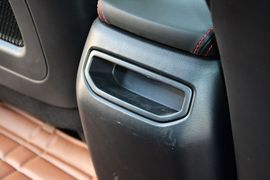 2015款吉利GX7运动版2.0L自动尊贵型