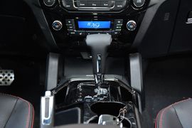 2015款吉利GX7运动版2.0L自动尊贵型