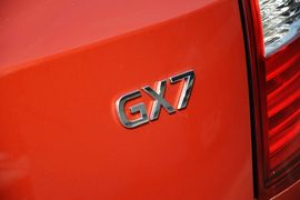 2015款吉利GX7运动版2.0L自动尊贵型