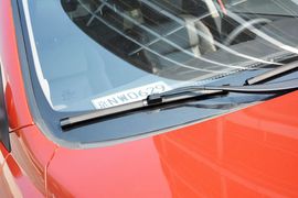 2015款吉利GX7运动版2.0L自动尊贵型