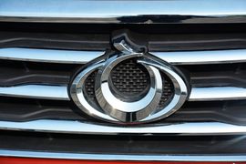 2015款吉利GX7运动版2.0L自动尊贵型