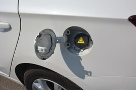 2015款长安逸动电动车尊贵型