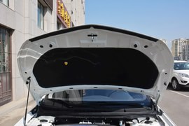 2015款长安逸动电动车尊贵型