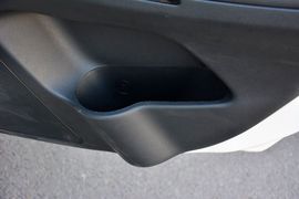 2015款长安逸动电动车尊贵型