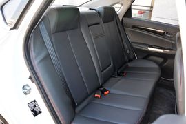 2015款长安逸动电动车尊贵型