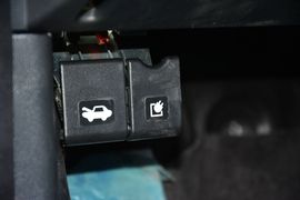 2015款长安逸动电动车尊贵型