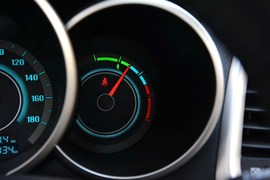 2015款长安逸动电动车尊贵型