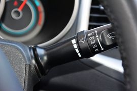 2015款长安逸动电动车尊贵型