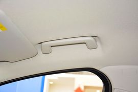 2012款福特福克斯三厢1.6L手动舒适型