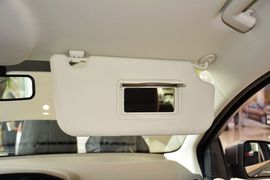 2012款福特福克斯三厢1.6L手动舒适型