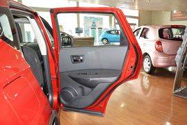 2015款日产逍客2.0XL