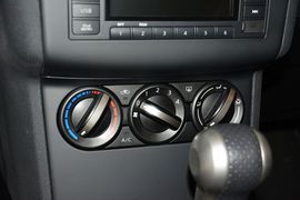 2015款日产逍客2.0XL