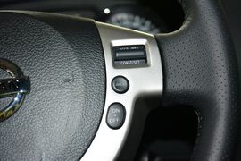 2015款日产逍客2.0XL