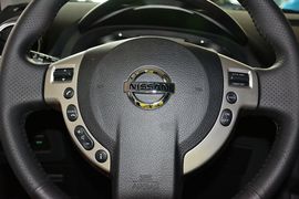 2015款日产逍客2.0XL