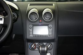 2015款日产逍客2.0XL