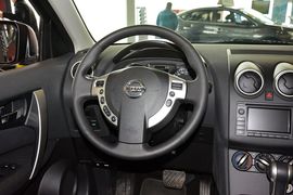 2015款日产逍客2.0XL