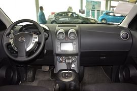 2015款日产逍客2.0XL