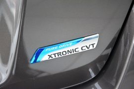 2014款日产天籁公爵2.5L