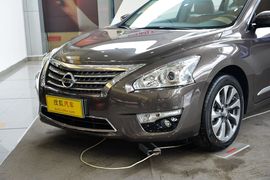 2014款日产天籁公爵2.5L