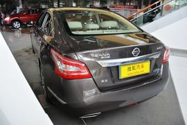 2014款日产天籁公爵2.5L