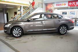 2014款日产天籁公爵2.5L