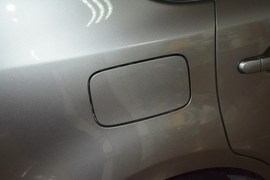 2013款日产骊威1.6XE