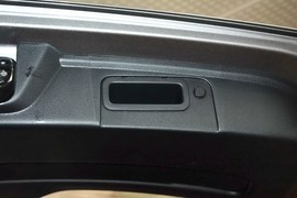 2013款日产骊威1.6XE
