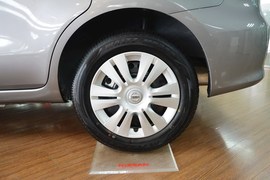 2013款日产骊威1.6XE