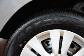 2013款日产骊威1.6XE