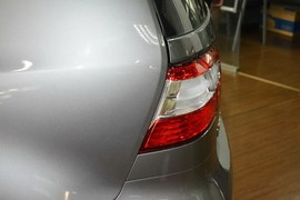 2013款日产骊威1.6XE