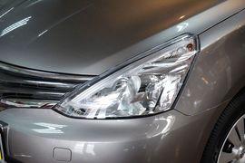 2013款日产骊威1.6XE